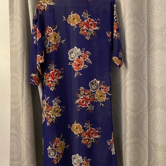 NWT LulaRoe Shirley Long Kimono Jacket Sheer Unicorn Floral Print Blue Sz Small - Picture 2 of 6